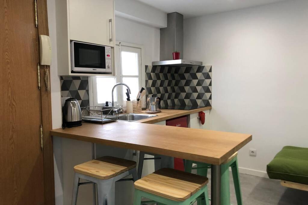 M3 Terrace. Cool Apartment 15 Min Center By Metro Эсплугес-де-Льобрегат Экстерьер фото