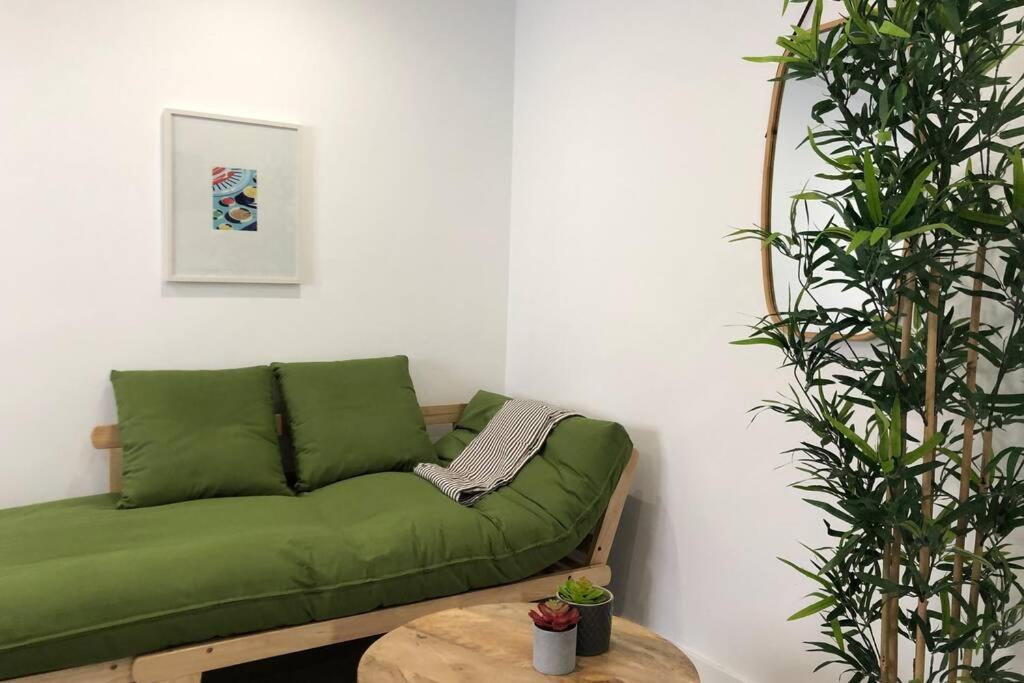 M3 Terrace. Cool Apartment 15 Min Center By Metro Эсплугес-де-Льобрегат Экстерьер фото